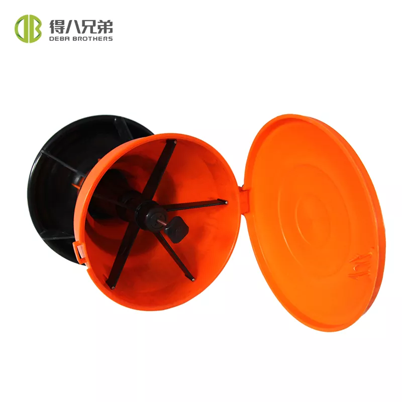 Jgheab automată de hrănire pentru purcei